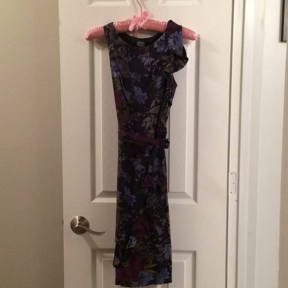 Floral shift dress
